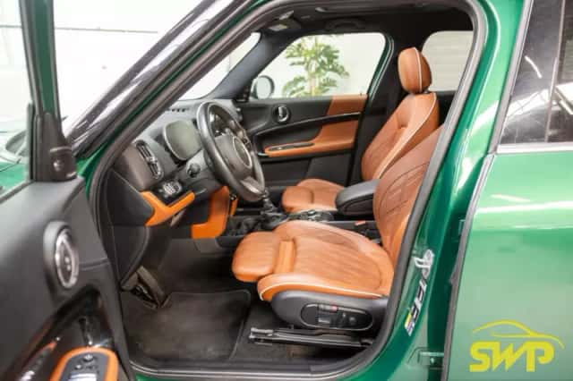 MINI Countryman (2023) thumbnail 2