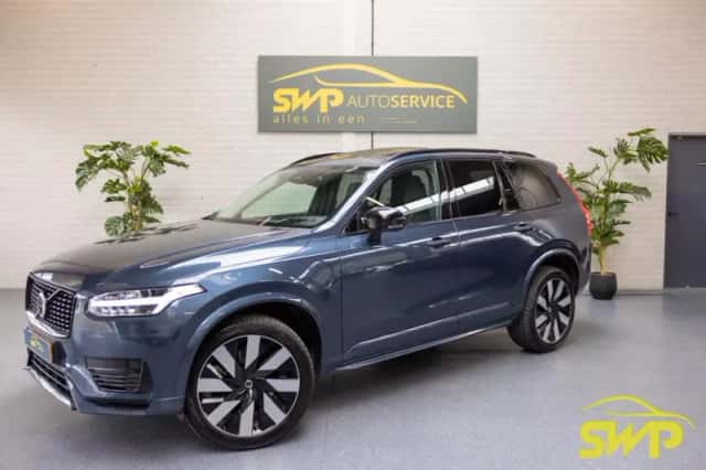 Volvo XC90 (2024) thumbnail 1