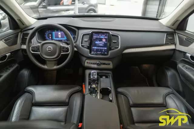 Volvo XC90 (2024) thumbnail 4