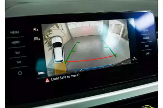 Škoda Kamiq (2021) thumbnail 5