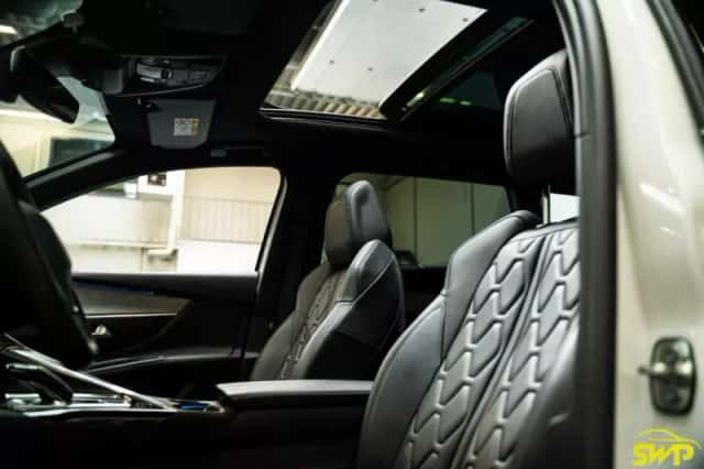 Peugeot 5008 (2021) thumbnail 3