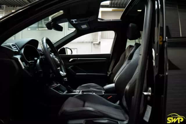 Audi Q3 Sportback (2024) thumbnail 2