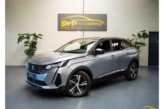 Peugeot 3008 (2023) thumbnail 1