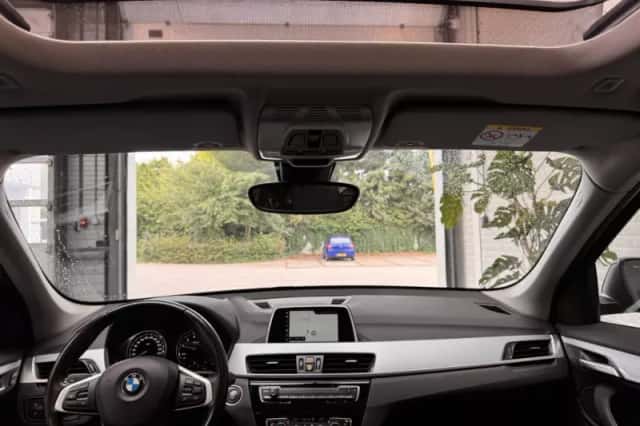 BMW X1 (2018) thumbnail 4