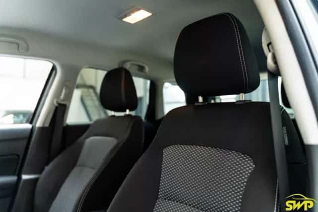 Suzuki Vitara (2022) thumbnail 4