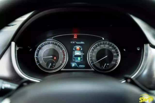 Suzuki Vitara (2022) thumbnail 5