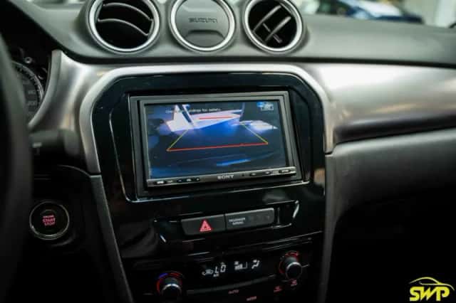 Suzuki Vitara (2022) thumbnail 6
