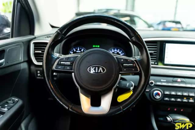 Kia Sportage (2019) thumbnail 2