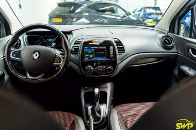 Renault Captur (2016) thumbnail 4