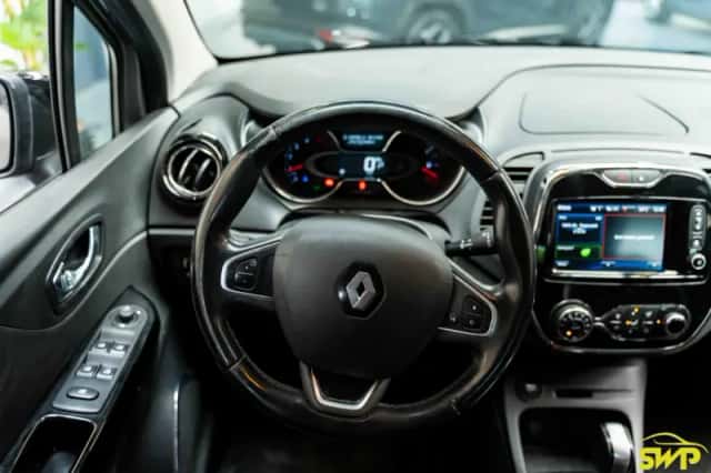 Renault Captur (2016) thumbnail 5