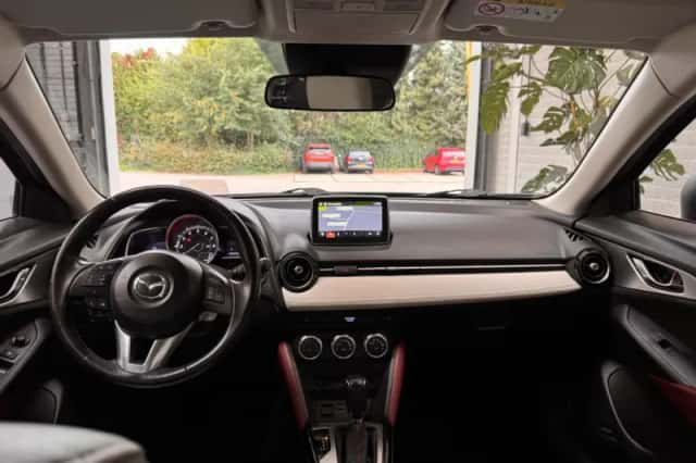 Mazda CX-3 (2016) thumbnail 3
