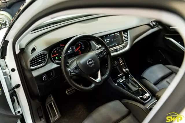 Opel Grandland (2020) thumbnail 3