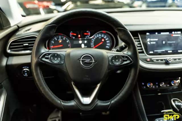 Opel Grandland (2020) thumbnail 6