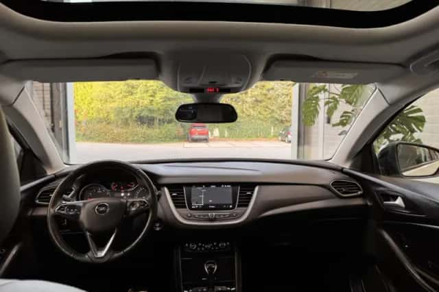 Opel Grandland (2019) thumbnail 5