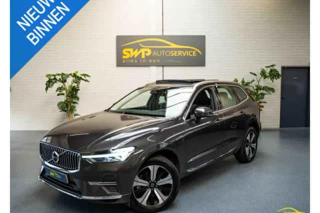 Volvo XC60 (2023) thumbnail 1