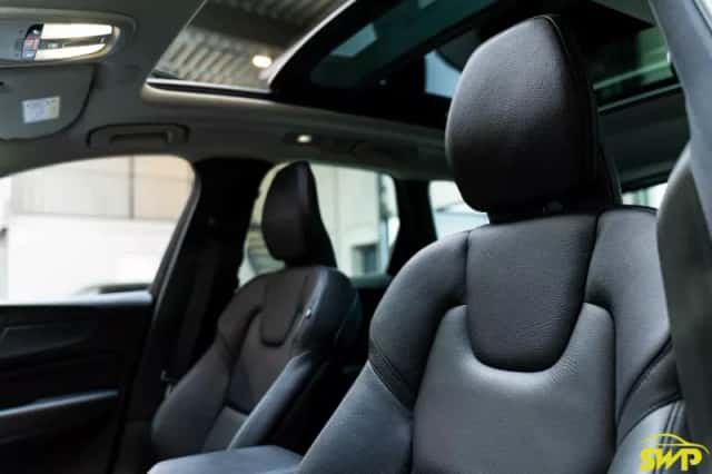 Volvo XC60 (2023) thumbnail 5
