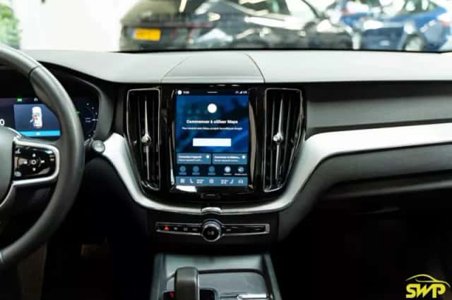 Volvo XC60 (2023) thumbnail 6