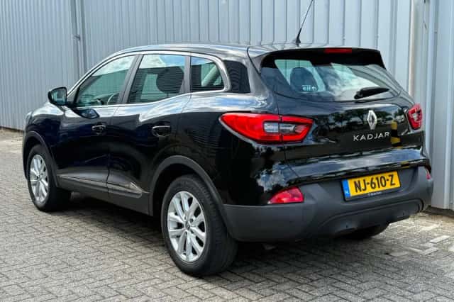 Renault Kadjar (2016) thumbnail 3