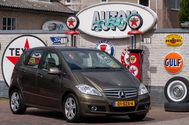 Mercedes-Benz A-Klasse (2011) thumbnail 1