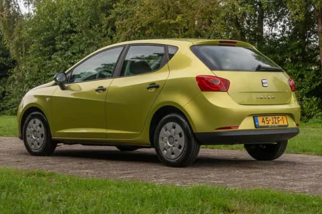 SEAT Ibiza (2009) thumbnail 5