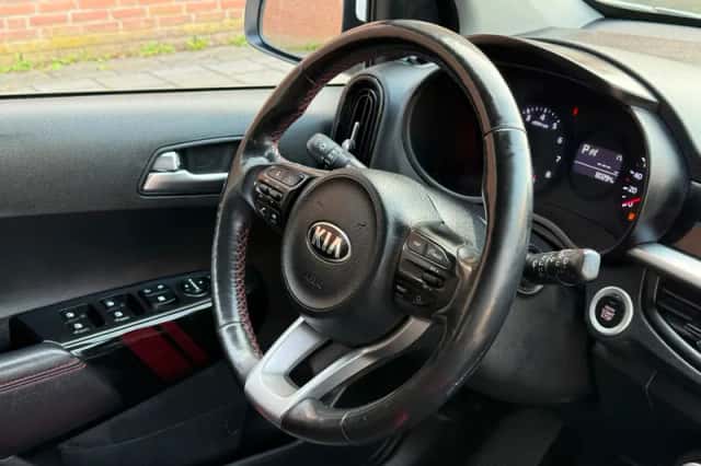 Kia Picanto (2018) thumbnail 5