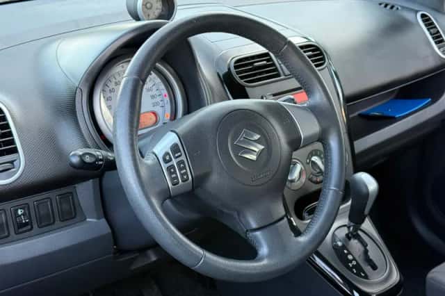 Suzuki Splash (2014) thumbnail 5