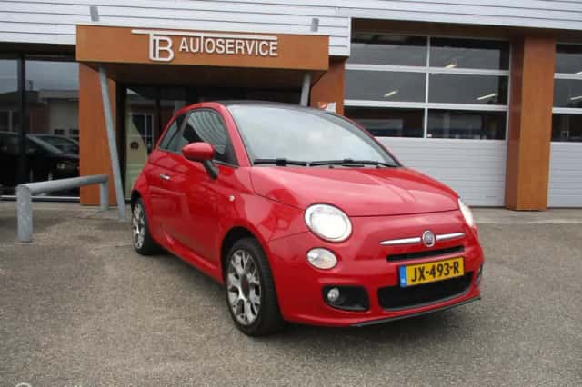 Fiat 500 (2014) thumbnail 1