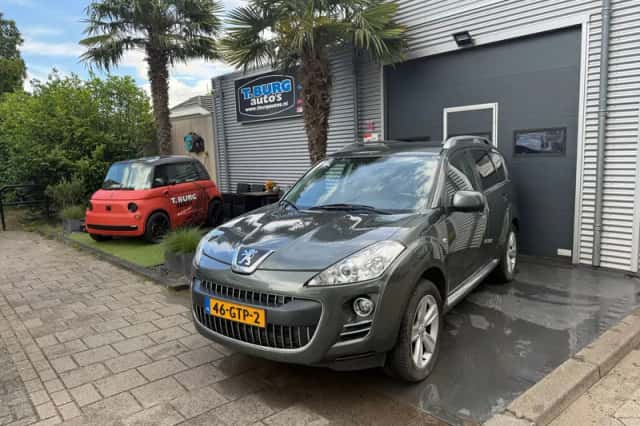 Peugeot 4007 (2008) thumbnail 3