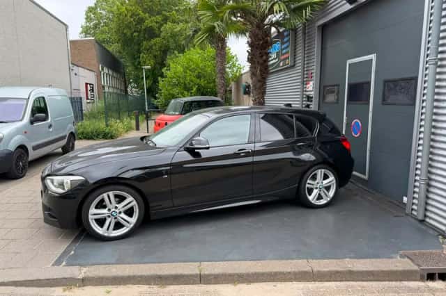 BMW 1-Serie (2014) thumbnail 2