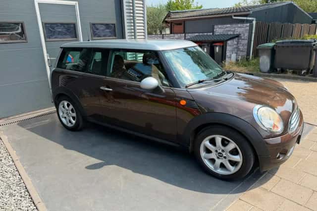 MINI Clubman (2007) thumbnail 4