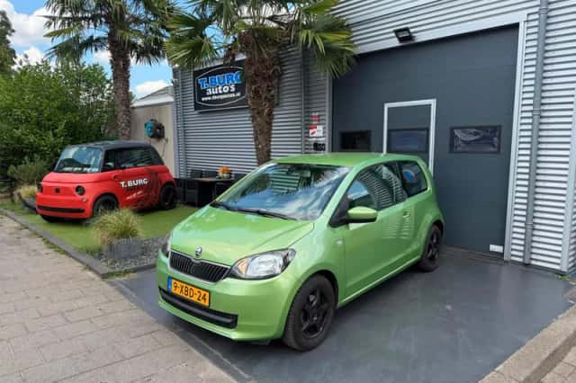 Škoda Citigo (2012) thumbnail 1