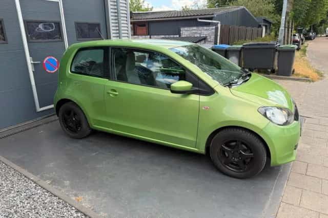 Škoda Citigo (2012) thumbnail 2