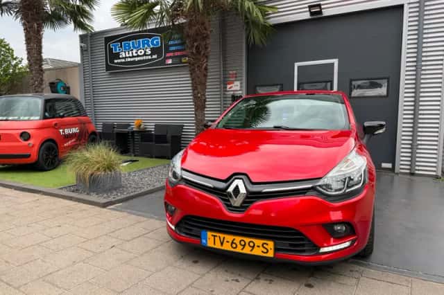 Renault Clio (2018) thumbnail 3