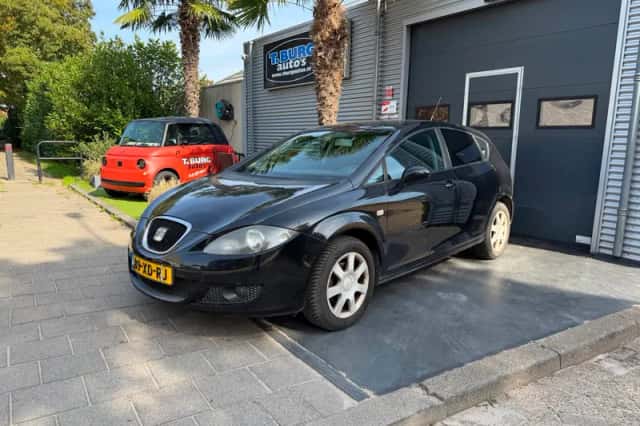 SEAT Leon (2007) thumbnail 1
