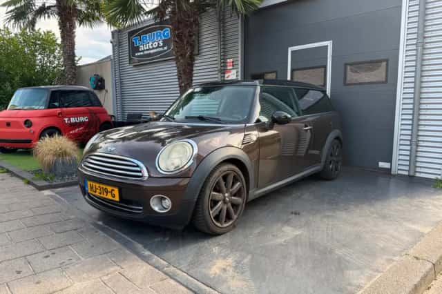 MINI Clubman (2008) thumbnail 1
