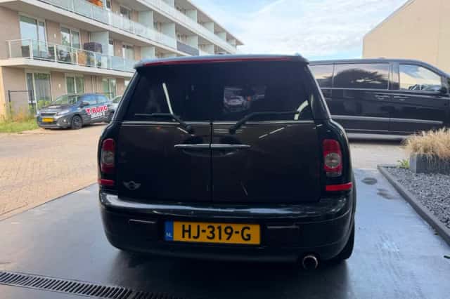 MINI Clubman (2008) thumbnail 5