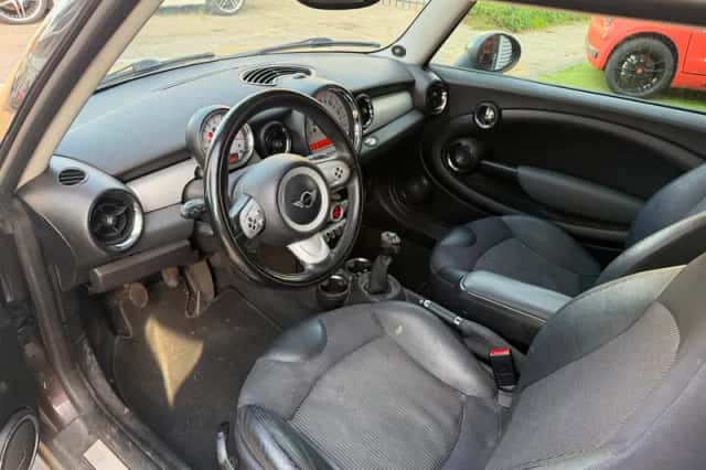 MINI Clubman (2008) thumbnail 6