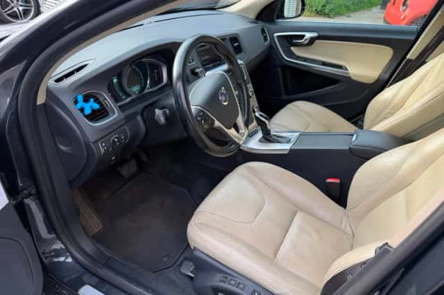 Volvo V60 (2013) thumbnail 6