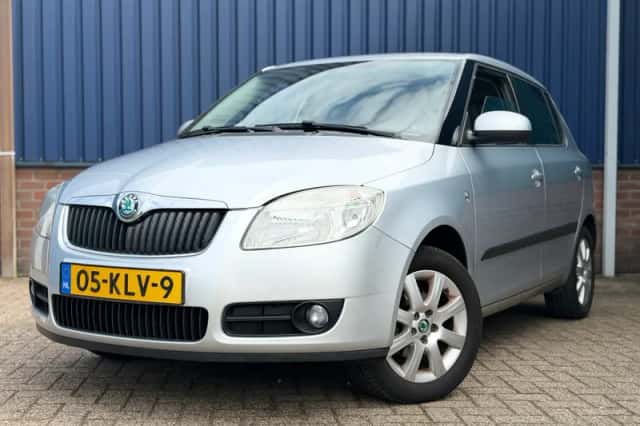 Škoda Fabia (2010) thumbnail 1