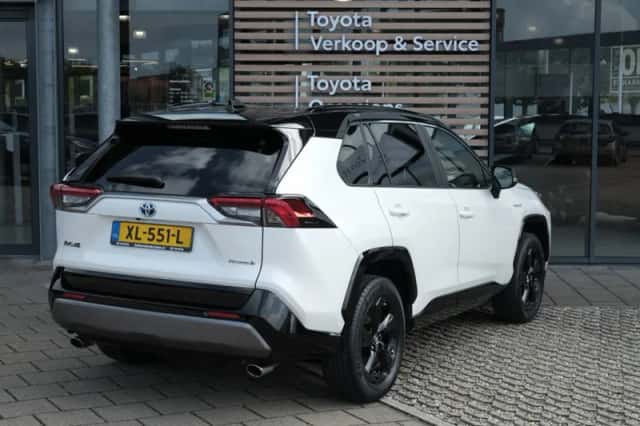 Toyota RAV4 (2019) thumbnail 5