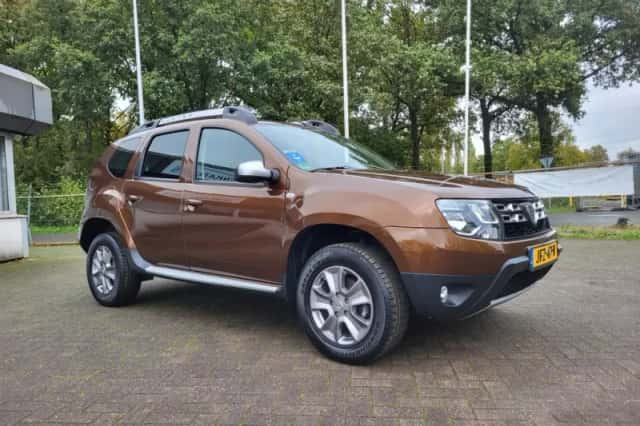Dacia Duster (2014) thumbnail 4