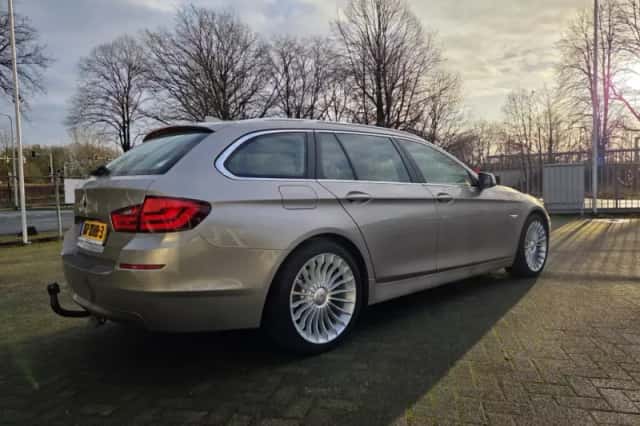 BMW 5-Serie (2012) thumbnail 2