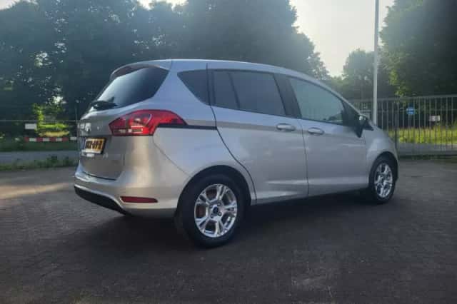 Ford B-Max (2018) thumbnail 3