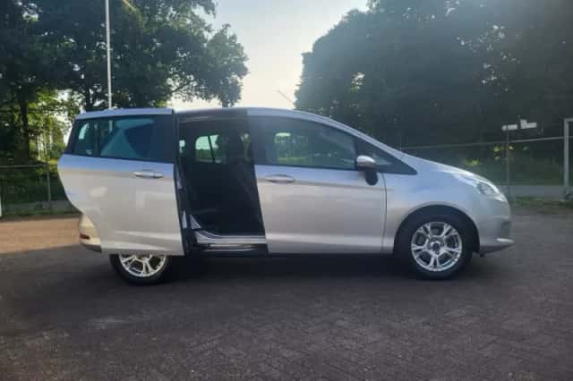 Ford B-Max (2018) thumbnail 5