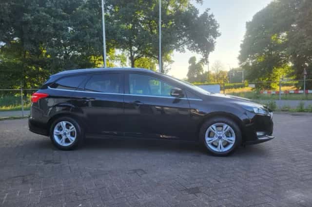 Ford Focus (2017) thumbnail 6