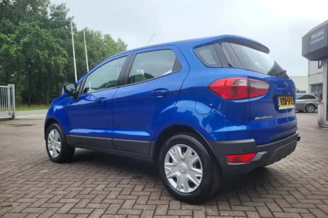 Ford EcoSport (2016) thumbnail 2