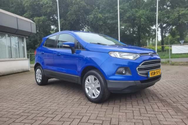 Ford EcoSport (2016) thumbnail 4