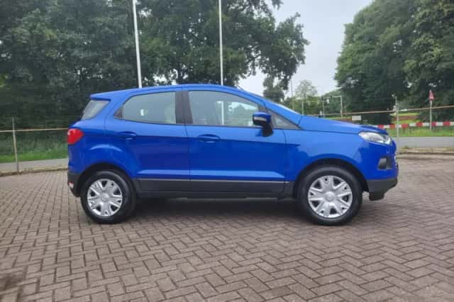 Ford EcoSport (2016) thumbnail 5