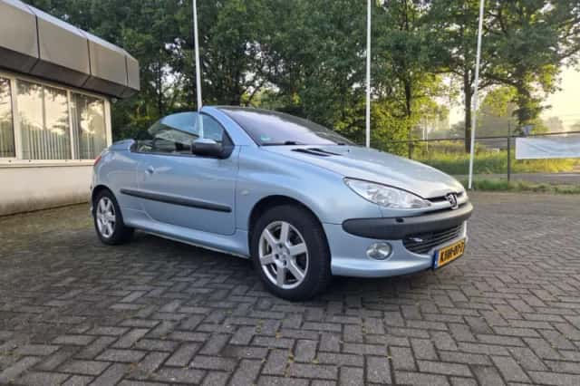 Peugeot 206 (2001) thumbnail 5
