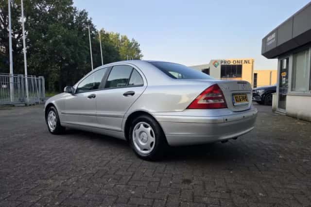 Mercedes-Benz C-Klasse (2003) thumbnail 2